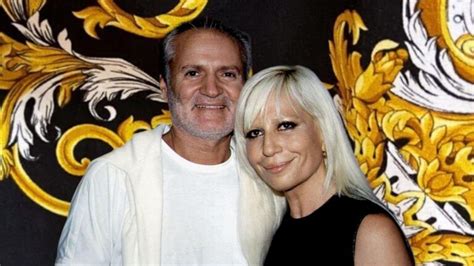 di cosa è morto il fratello di donatella versace|donatella versace husband.